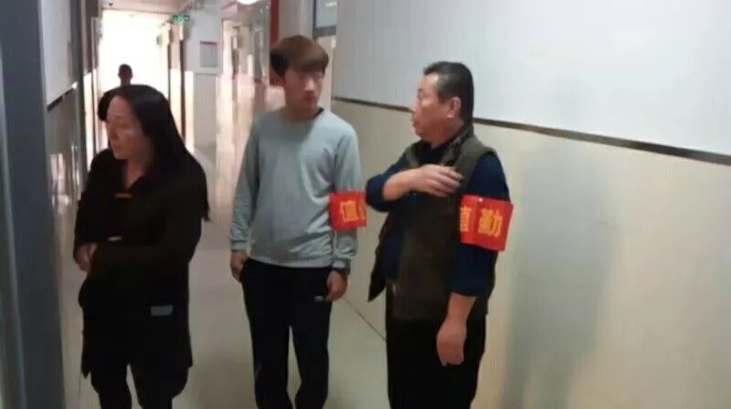 【城市轨道交通学院】轨道学院在行动｜全力禁烟，共建美好校园 