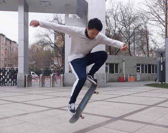 说明: C:\Users\1\Desktop\滑板少年\要用的照片\未命名1545764961.jpg