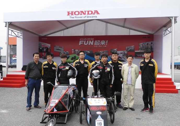 WilliamHill官网汽车工程系高职车队参加第八届本田中国节能竞技大赛