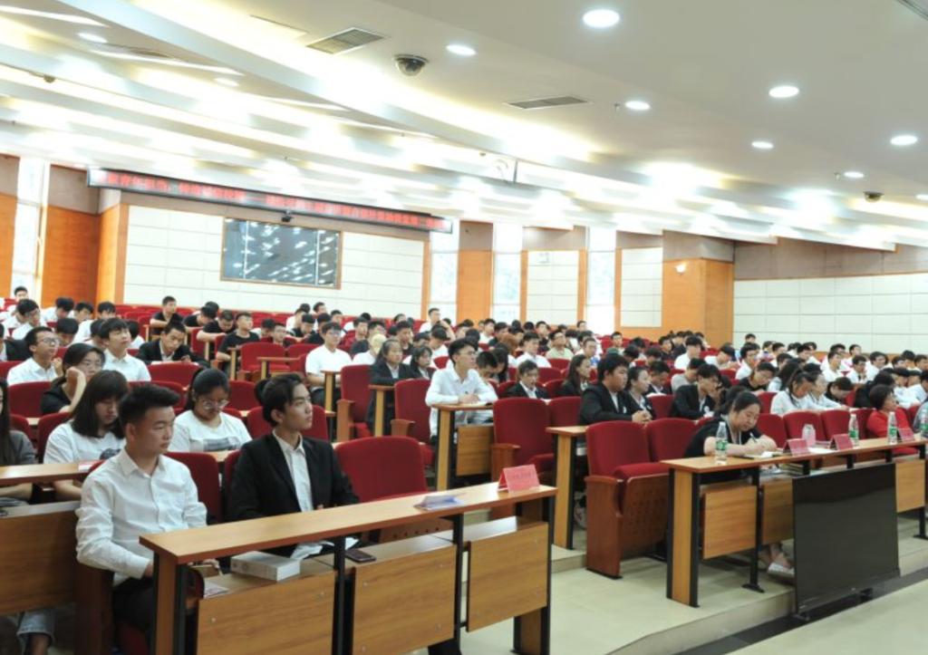 【凝聚青年担当 铸造诚信校园】暖心资助，北交院为这事儿“拼了”！