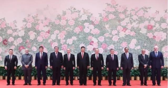 思想会客室——习近平：上合组织的明天一定会更加美好！